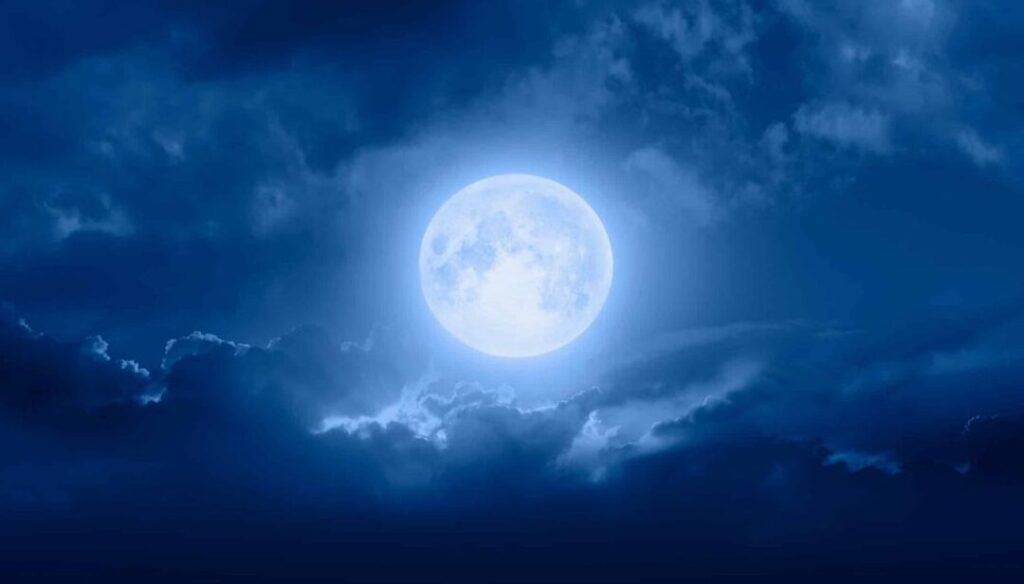 Quelles pratiques spirituelles adopter lors d’une pleine lune ?