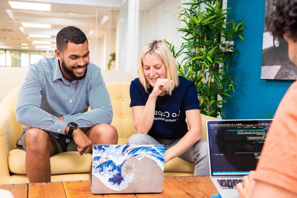10 semaines pour devenir développeur web & mobile : la formation de La Capsule
