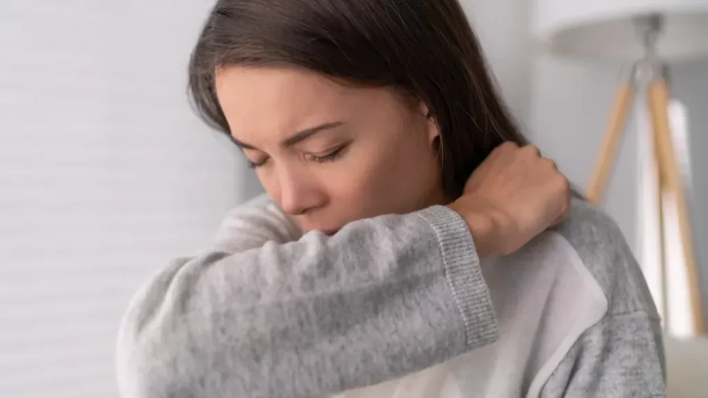 La toux et la respiration sifflante : comprendre les liens et les solutions