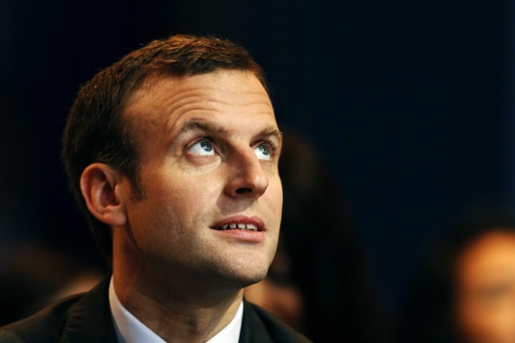 Découvrez le signe astrologique et l’ascendant d’Emmanuel Macron : que révèlent-ils sur son parcours ?